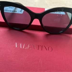 Valentino sunglasses in box w/ case